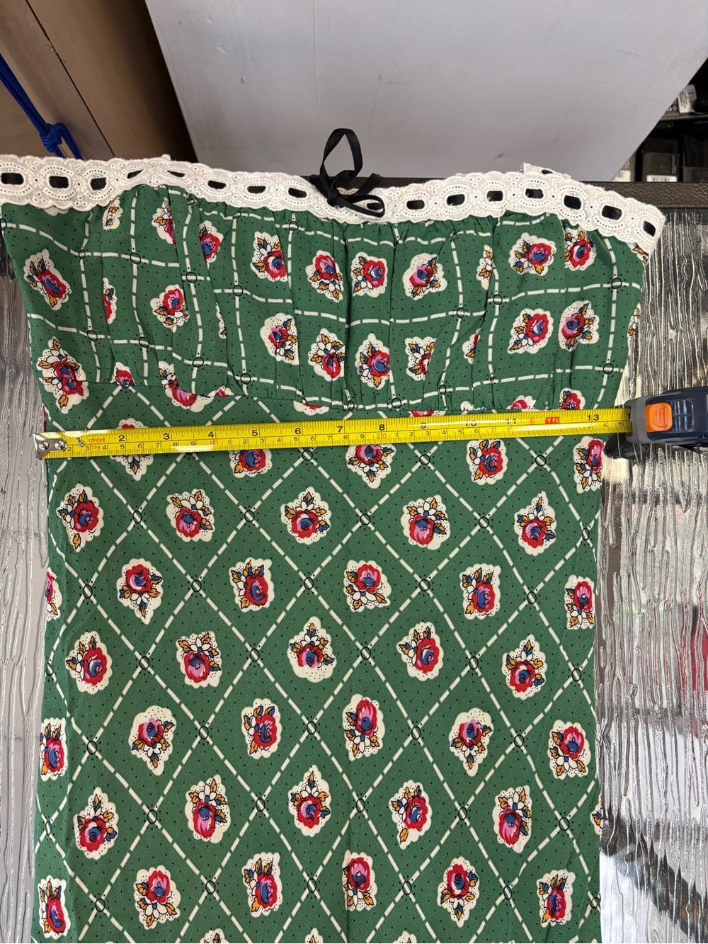 WAYF. Green Patterned Midi Dress with Contrast Trim - Picture 13 of 16
